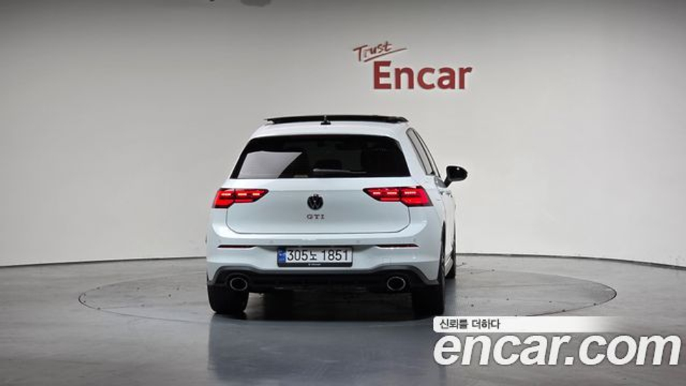 Volkswagen Golf 2.0 GTI — 2024