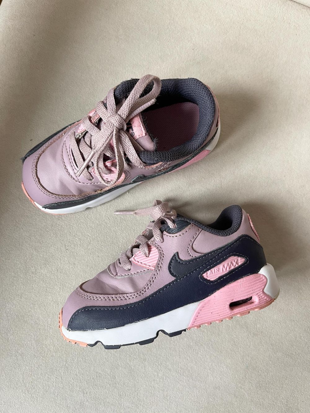 Кроссовки Nike, 24