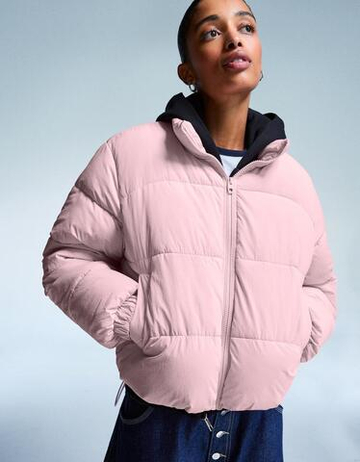 BERSHKA Куртка-пуховик, розовый