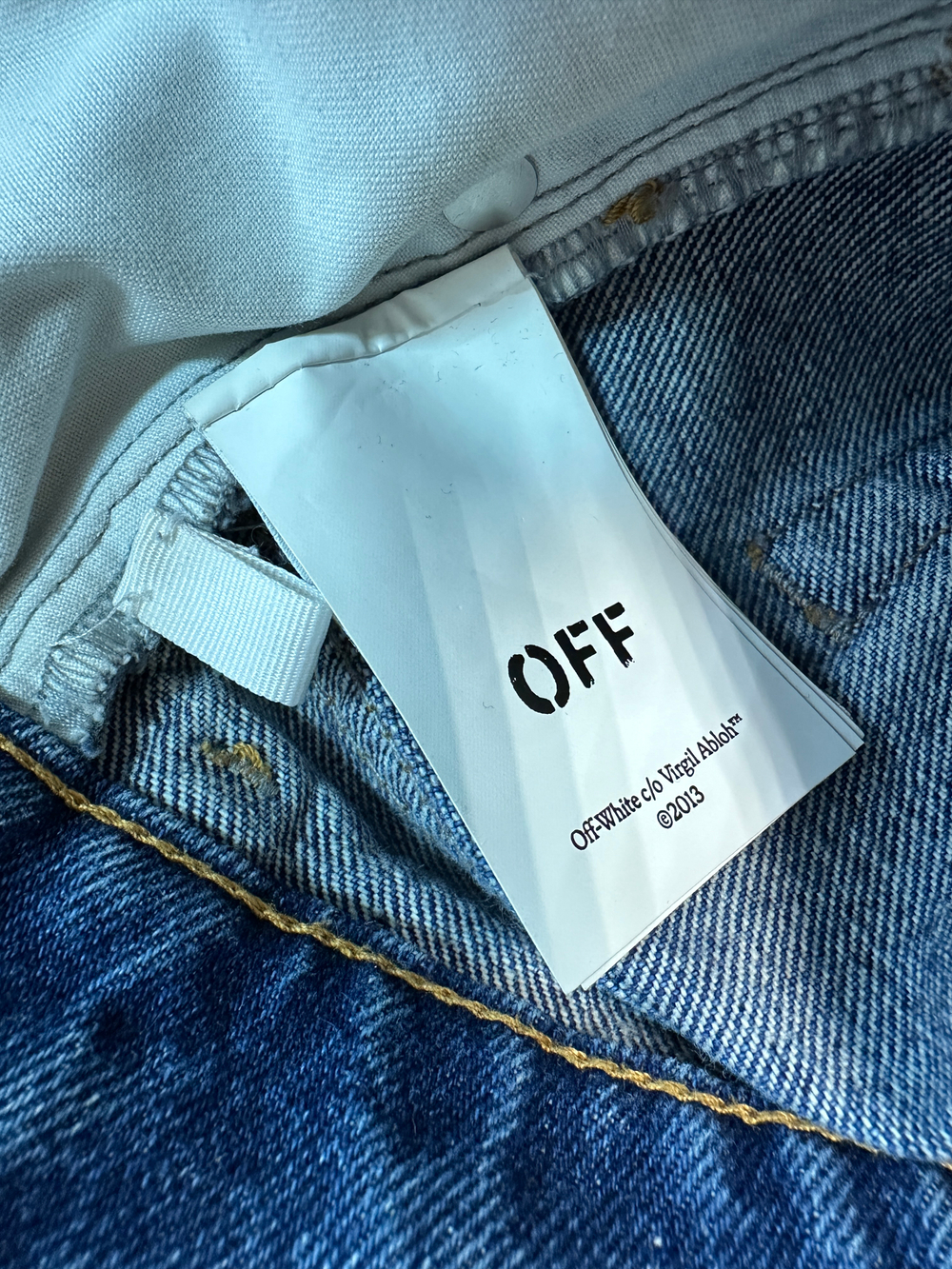 Джинсы Off-White