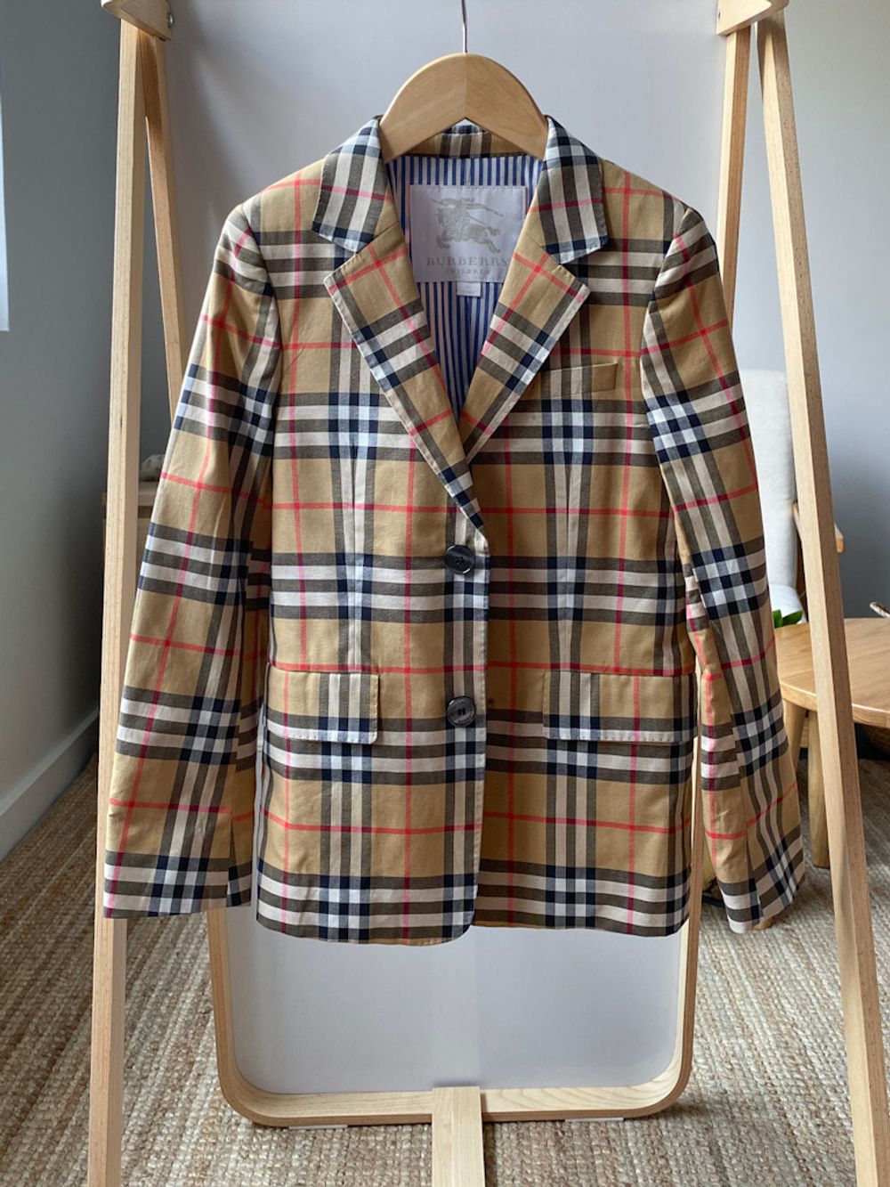 Пиджак Burberry, 128