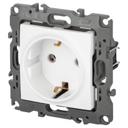 Розетка ЭРА Серия 12 12-2101-01М 2P+E Schuko 16А-250В белый матовый | Эра 12