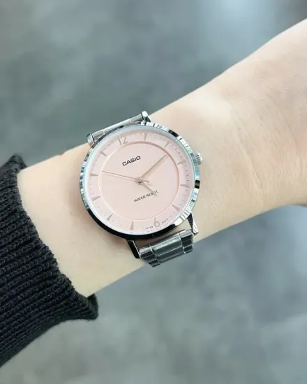 Наручные часы Casio LTP-VT04D-4A