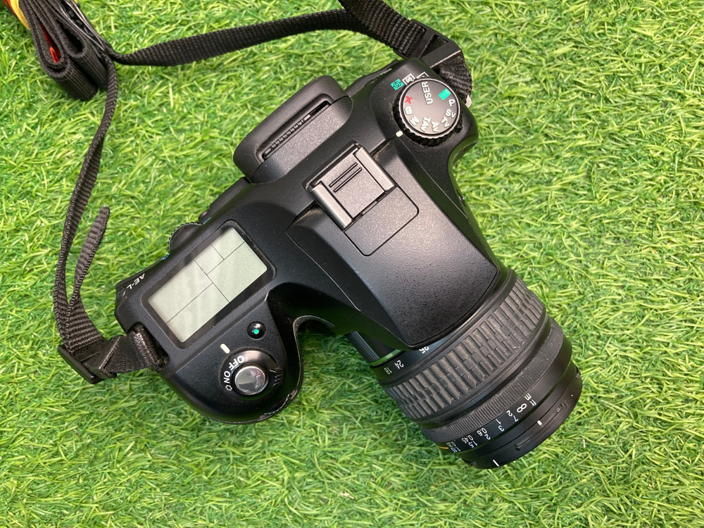 Pentax K10D + kit 18-55mm 24.000 кадров