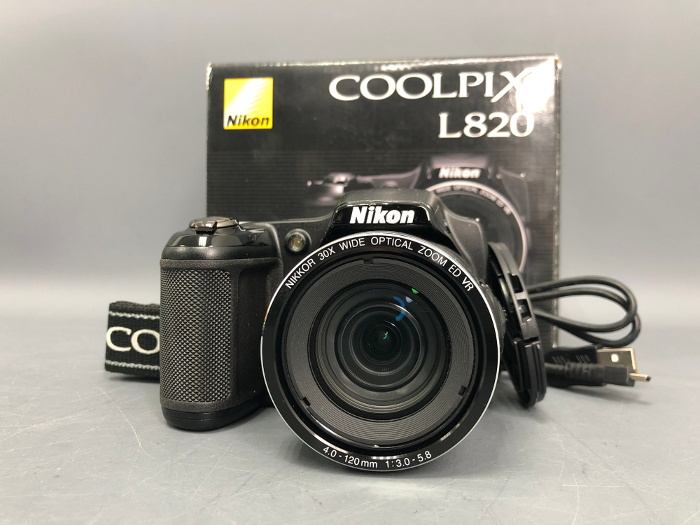 Nikon Coolpix L820