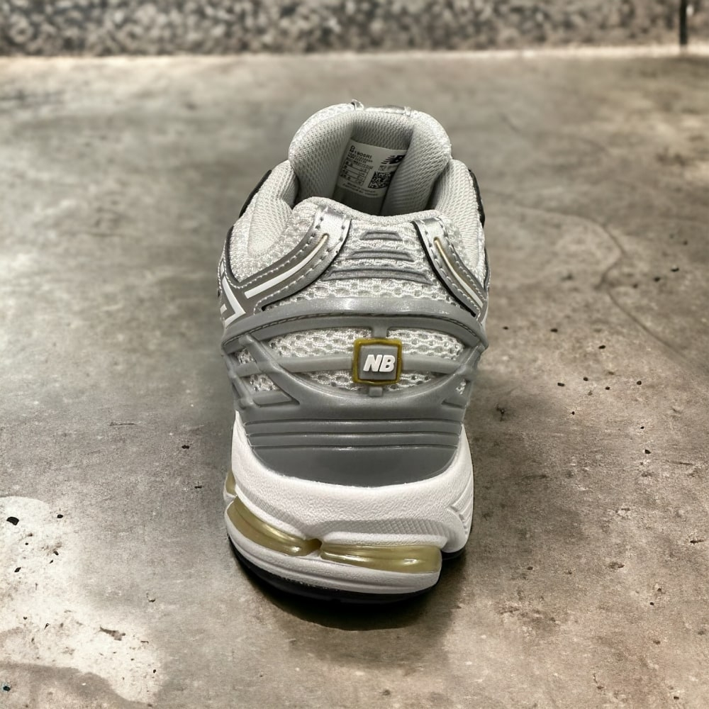 New Balance 1906R • Gray Gold