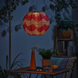 IKEA SOLVINDEN  (ИКЕА СОЛВИНДЕН)  -  Подвесной светильник LED на солнечной батарее - для улицы шар/розовый тёмно-розовый 30 см