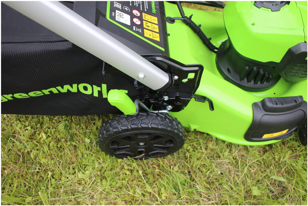 Газонокосилка аккумуляторная самоходная GREENWORKS GD40LM48SP 40В,48см,б/щ,без АКБ и ЗУ (2517407)
