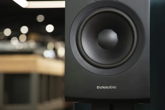 Dynaudio Emit 20 New Walnut