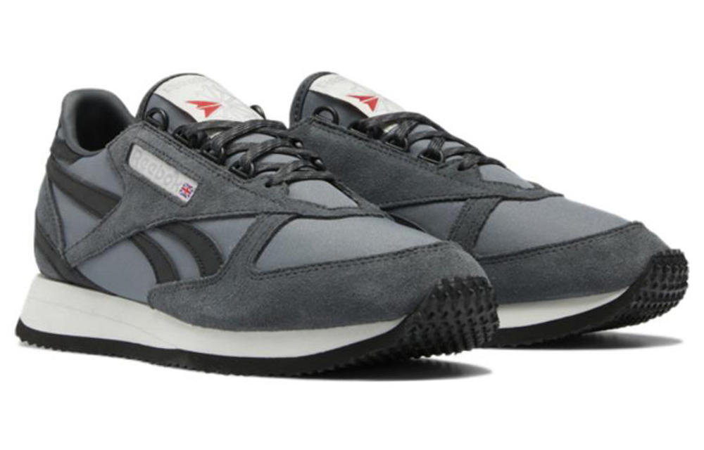 Reebok Victory Classic