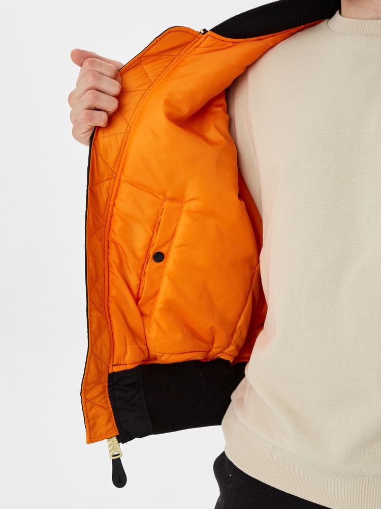 Куртка бомбер Alpha Industries MA-1 Black Куртка бомбер Alpha Industries MA-1 Black