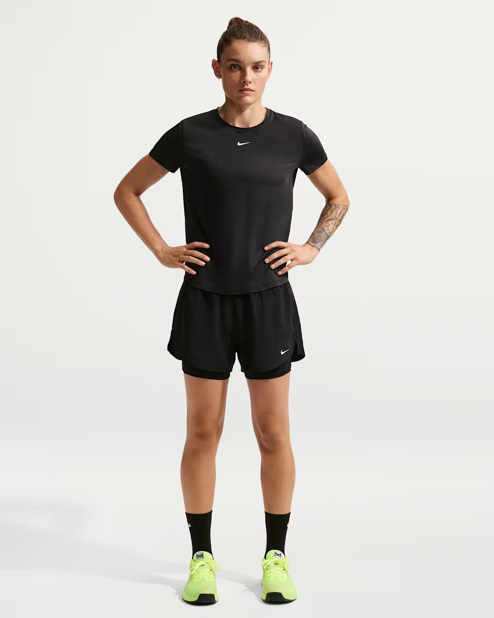 Nike One Женские шорты Dri-FIT с высокой талией, 8 см, 2 в 1 - NIKE