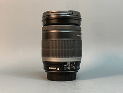 Canon EF-S 18-200mm 3.5-5.6 IS
