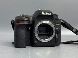 Nikon D7500 5.400 кадров