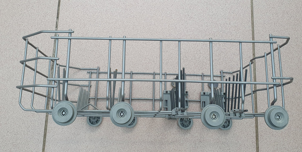 Нижняя корзина посудомоечной машины BOSCH (45  cm)