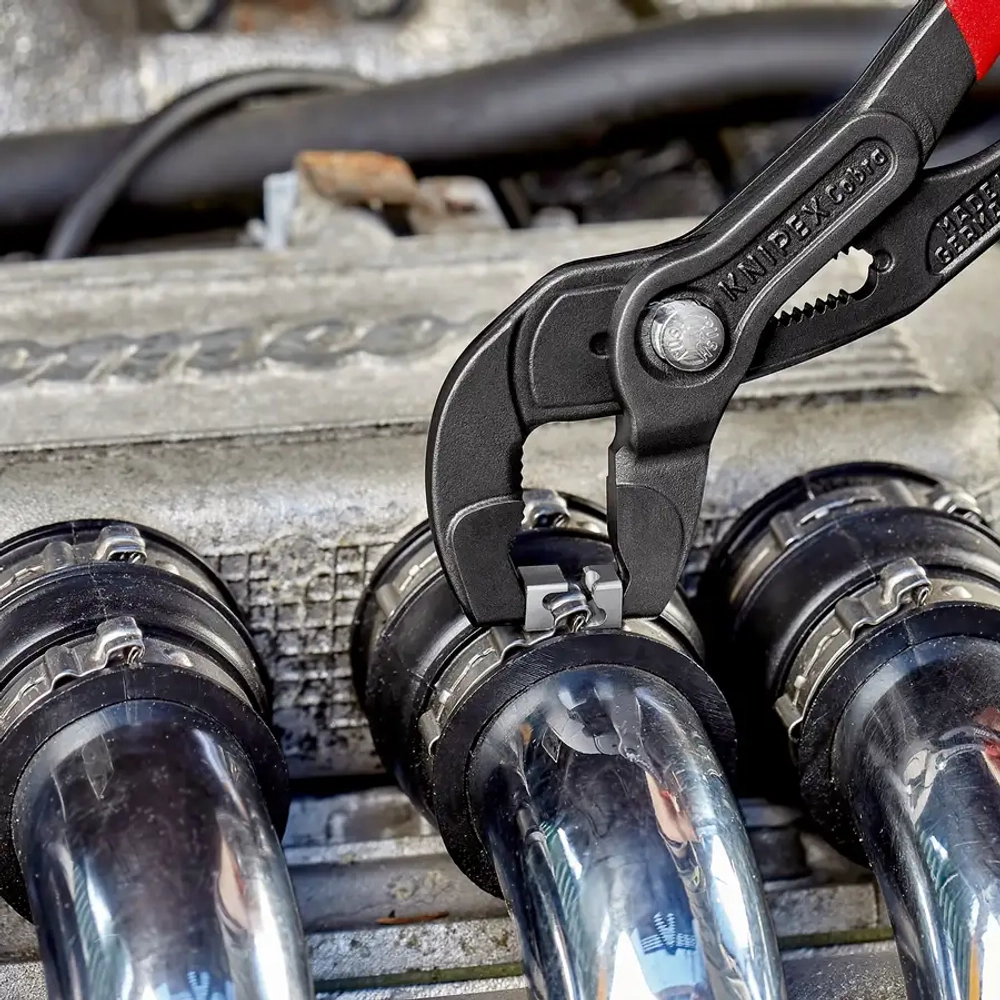 Щипцы для хомутов от шлангов черненая 250 мм Knipex 85 51 250 C