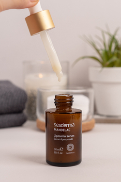 Sesderma MANDELAC Liposomal Serum - Липосомальная сыворотка с миндальной кислотой, 30 мл