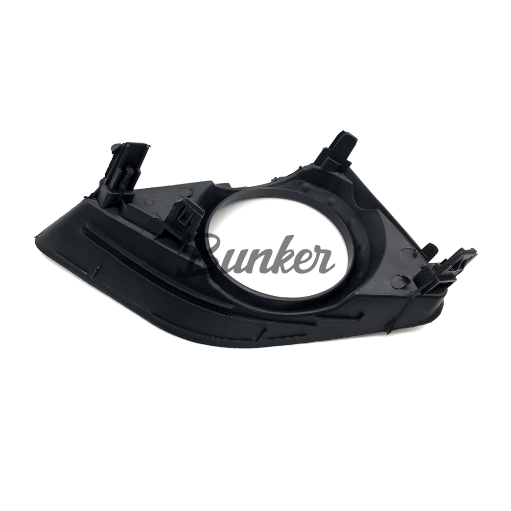 Оправа ПТФ TOYOTA COROLLA 06-10 LH