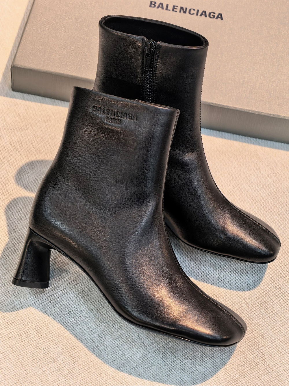 Ботильоны Balenciaga