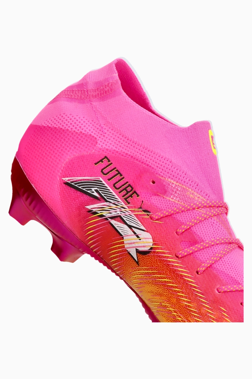 Бутсы Puma Future 9 Ultimate FG для женщин - розовый
