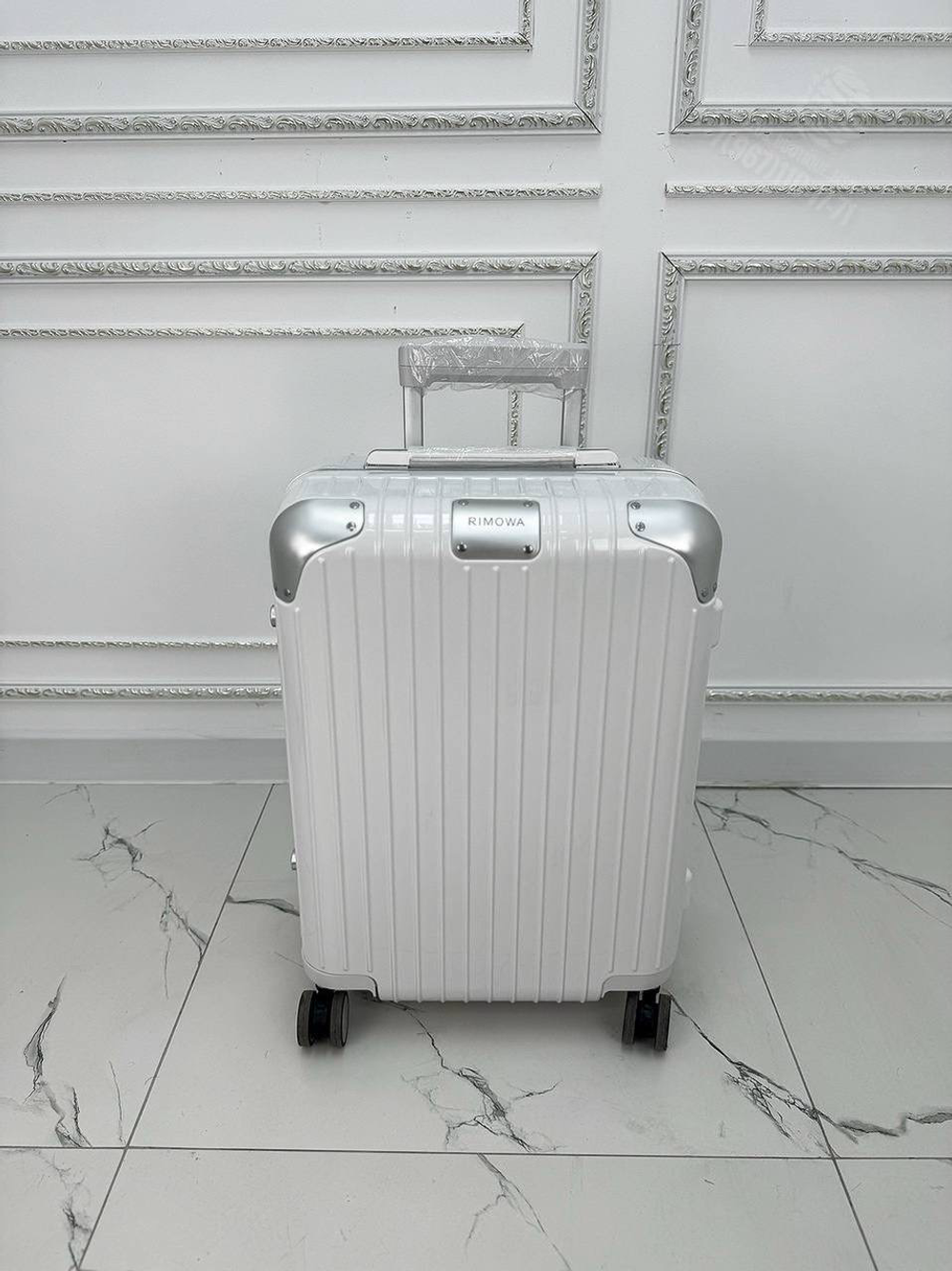 Дорожный чемодан Rimowa