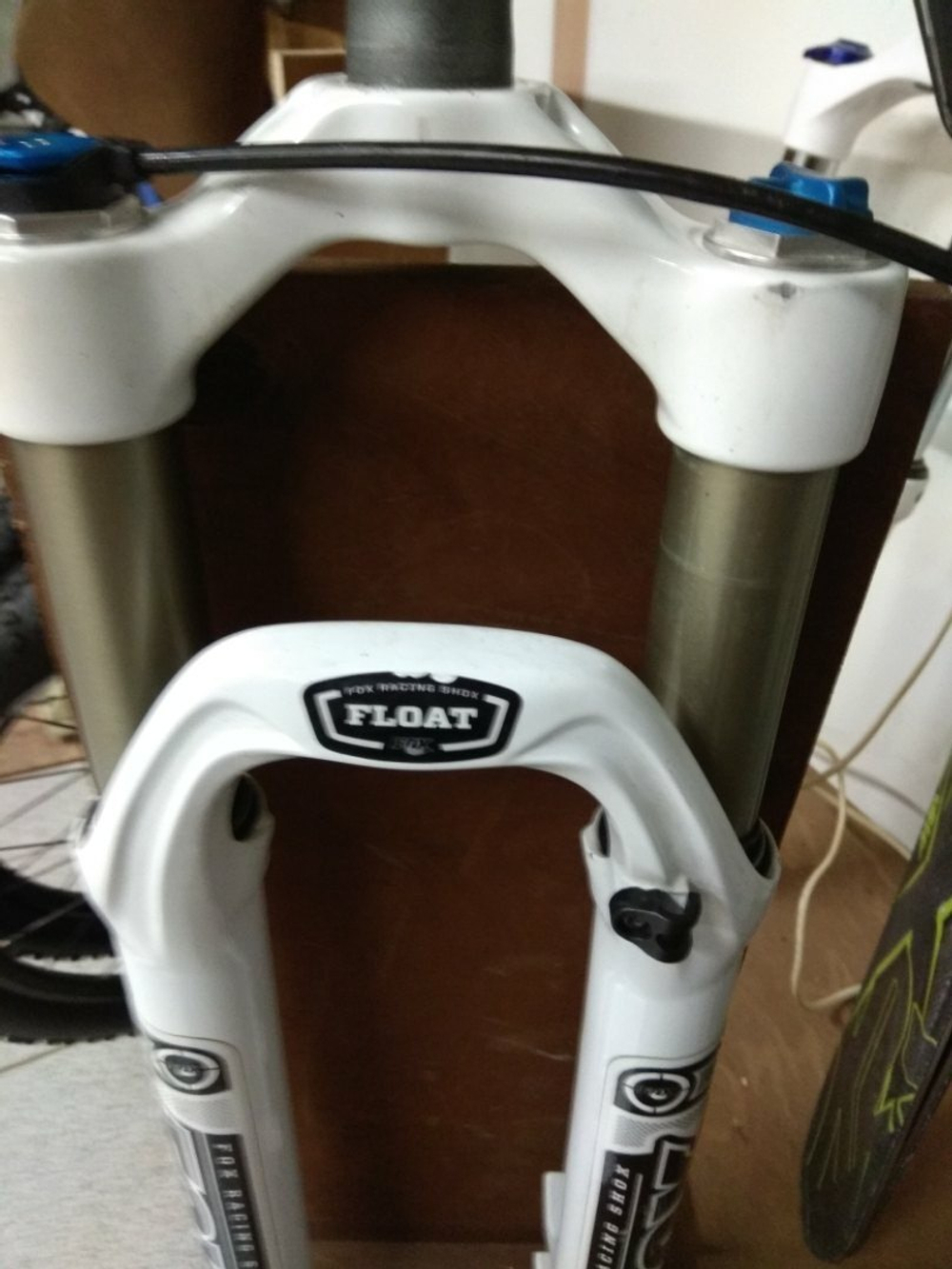 Вилка Fox Suspension 32 Float CTD Evolution купить дешево в Москве веломастеркая магазин вело