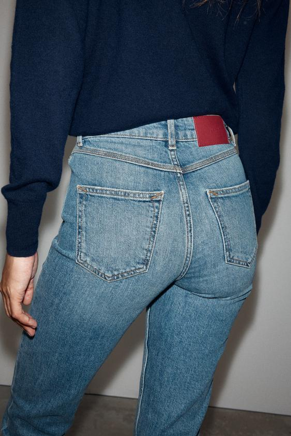 ZARA ДЖИНСЫ Z1975 MOM FIT С ВЫСОКОЙ ПОСАДКОЙ, ИНДИГО