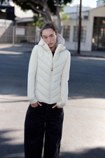 КОМБИНИРОВАННЫЙ ПУХОВИК С КАПЮШОНОМ — ZARA
