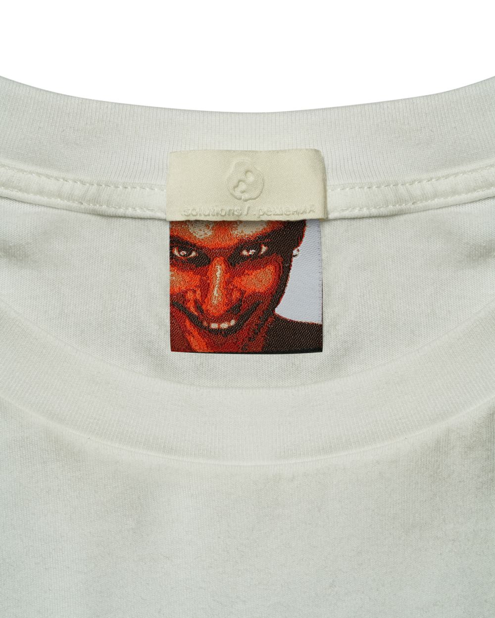 A—SKETCH t-shirt old white