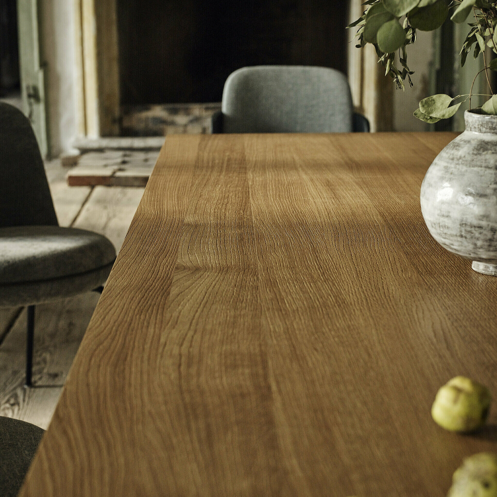 Стол Wittmann Merwyn Table