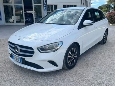 Mercedes-Benz B 160