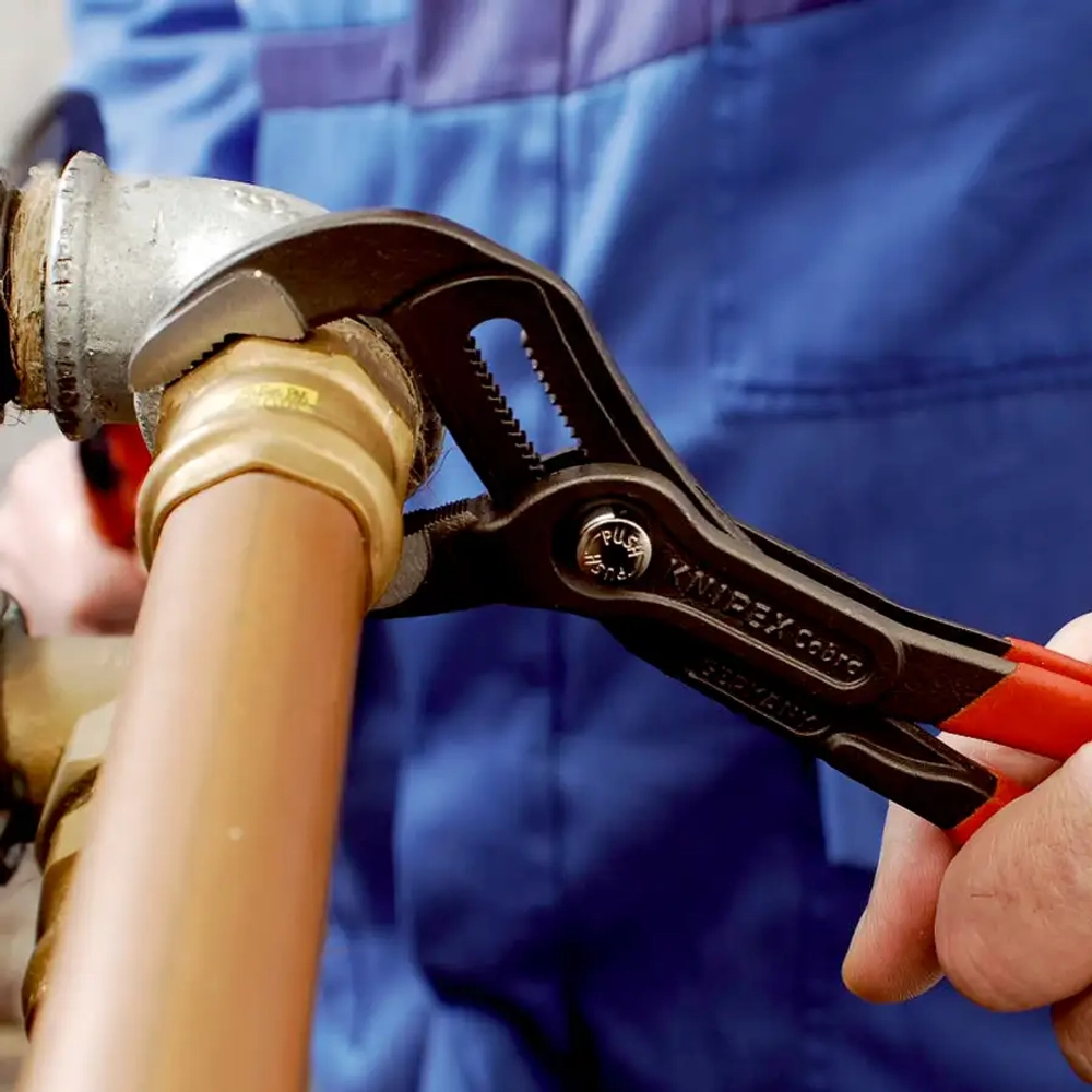 Cobra® черненая 250 мм Knipex 87 01 250 SB