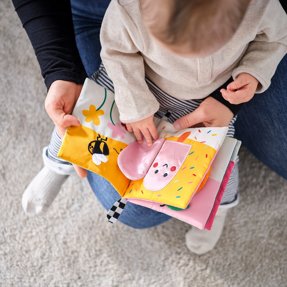 IKEA GRÖNFINK  (ИКЕА ГРЁНФИНК)  -  Книжка-игрушка - разноцветная 14x14 см