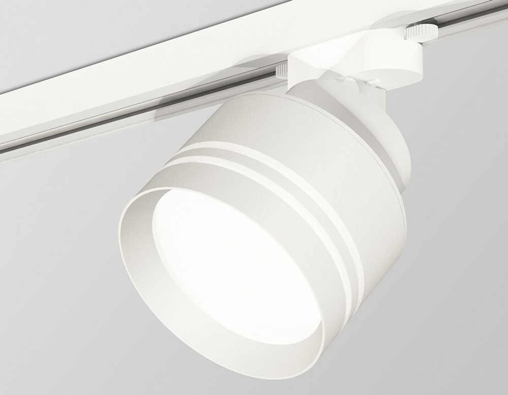 Светильник на штанге Ambrella Light XT XT8101026