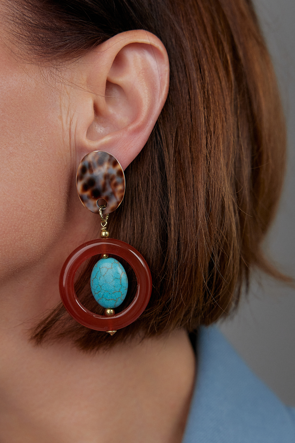 Серьги Nature Bijoux, Surabaya, с агатом, говлитом и раковиной тигровой Ципреи, NB25.2-12-90312 (кор