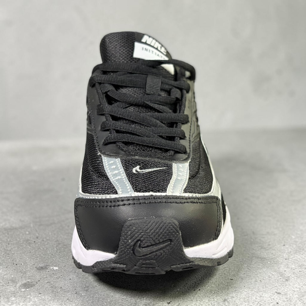 Nike Initiator Gore-Tex • Black White
