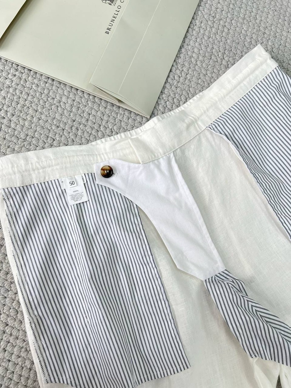 Льняной костюм Brunello Cucinelli