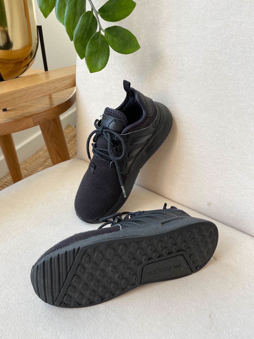 Кроссовки Adidas