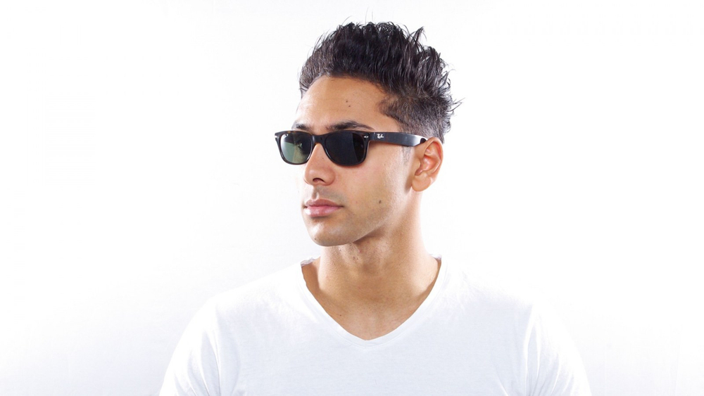 Ray Ban Wayfarer RB 2132 902 / 52 мм
