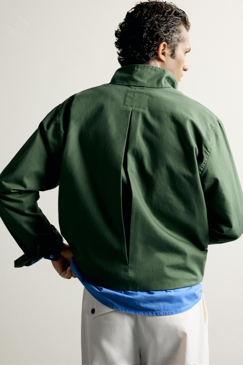 ХЛОПКОВАЯ КУРТКА КЛАССИЧЕСКОГО КРОЯ — ZARA · 6987/340