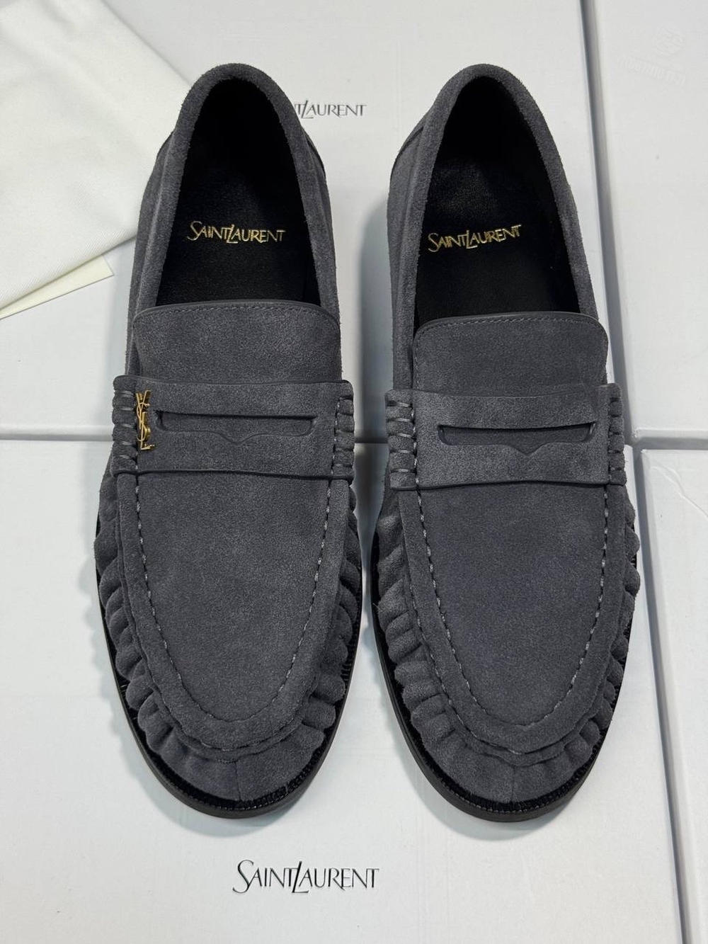 Лоферы Yves Saint Laurent Casandre