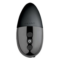 Чёрный утяжеленный премиум-вибратор 9,6см Le Wand Point Black LW-016-BLK