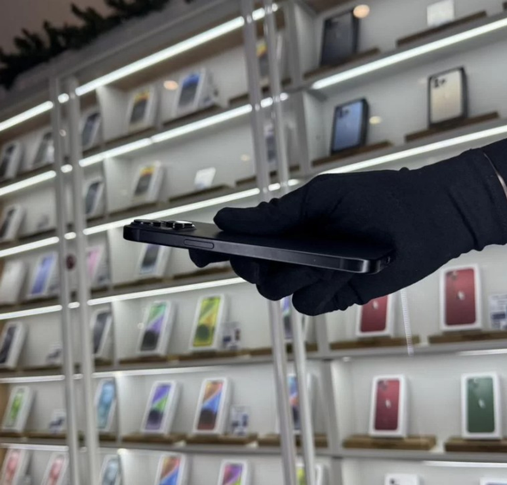 iPhone 15, 128 ГБ б/у
