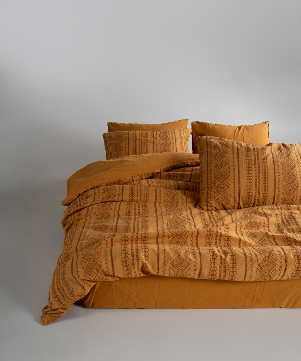 Lımasso КПБ 4 пр. Coastal Trio Mustard ЕВРО пододеяльник 200*220, простынь 240*260, наволочки 50*70 2шт