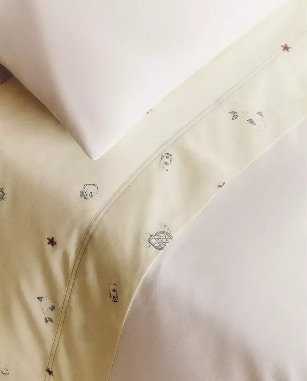 ZARA HOME ДЕТСКАЯ ПРОСТЫНЯ С МОРСКИМИ МОТИВАМИ, СВЕТЛО-ЗЕЛЕНЫЙ