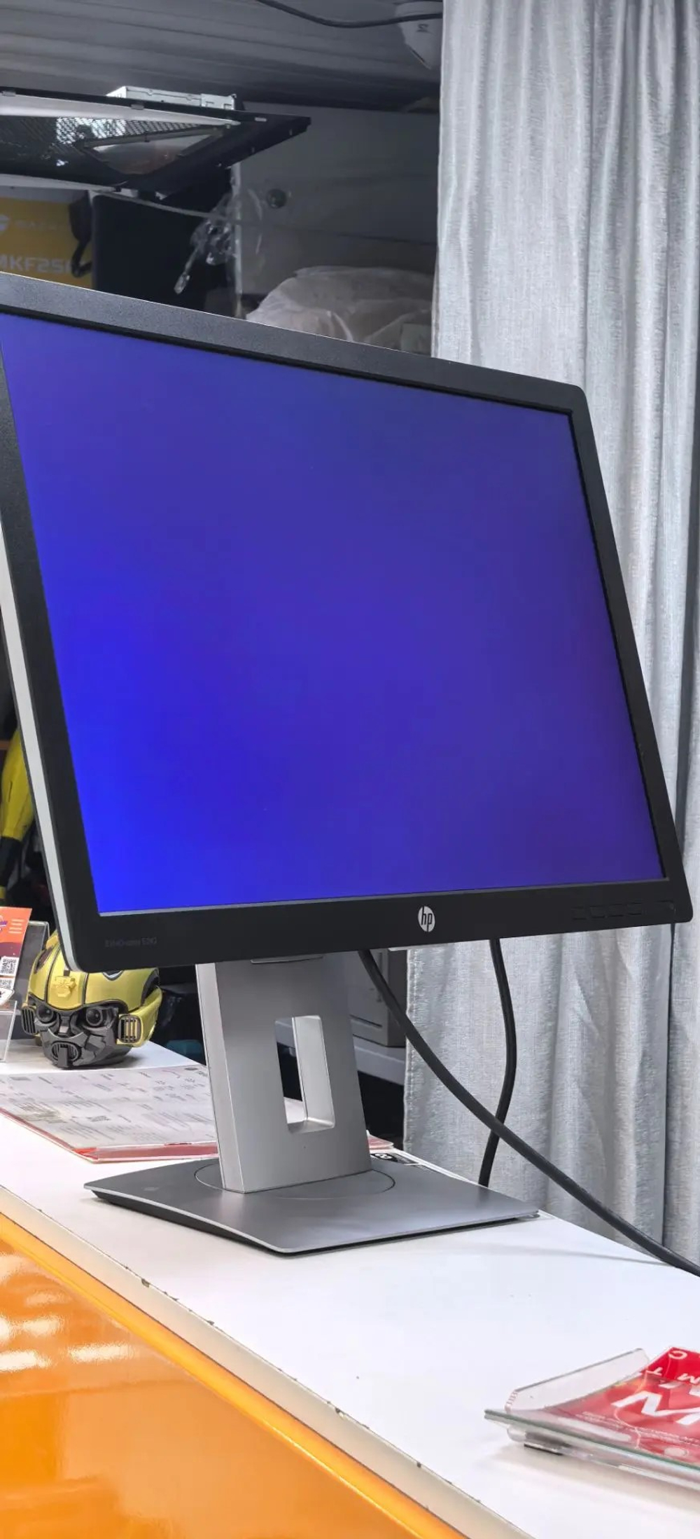 Монитор HP EliteDisplay E242