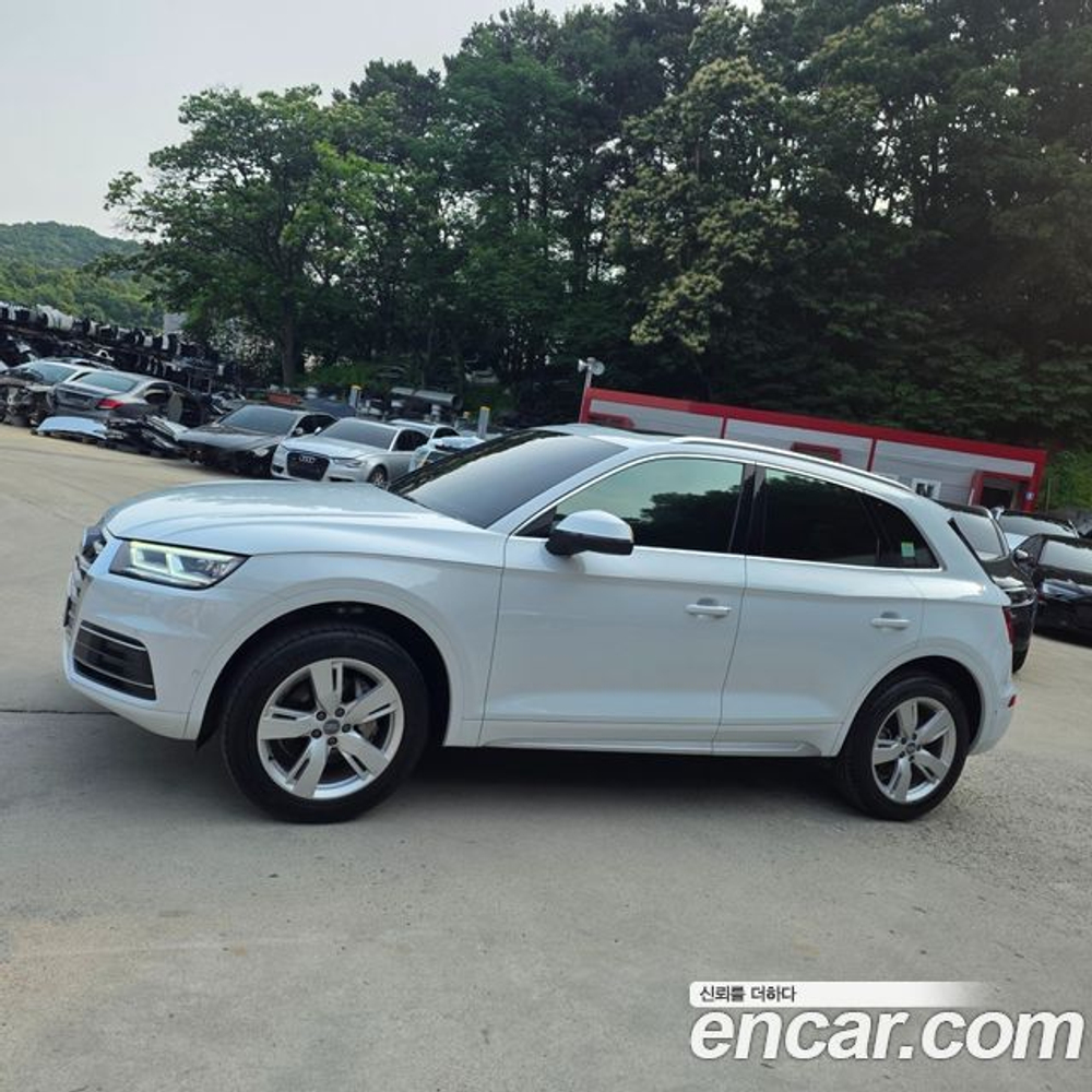 Audi Q5 40 TDI Quattro Premium — 2020