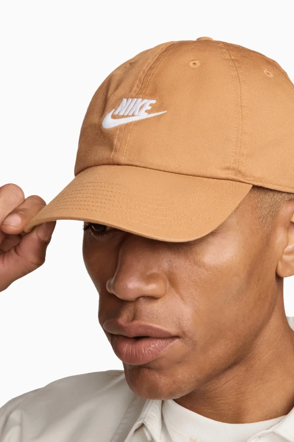 Кепка Nike Club - коричневый