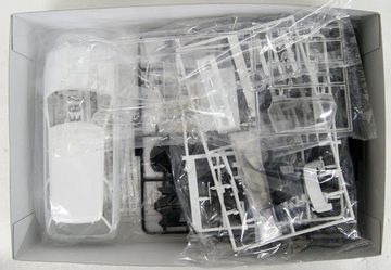 Сборная модель 1/24 Aoshima Subaru Legacy BG5 Touring Wagon '93 Hippo Sleek