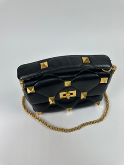 Сумка Valentino Garavani Roman Stud